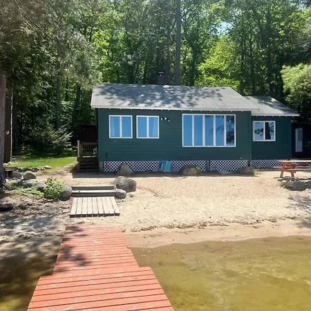 West Shore Motor Inn Limit 10 Villa